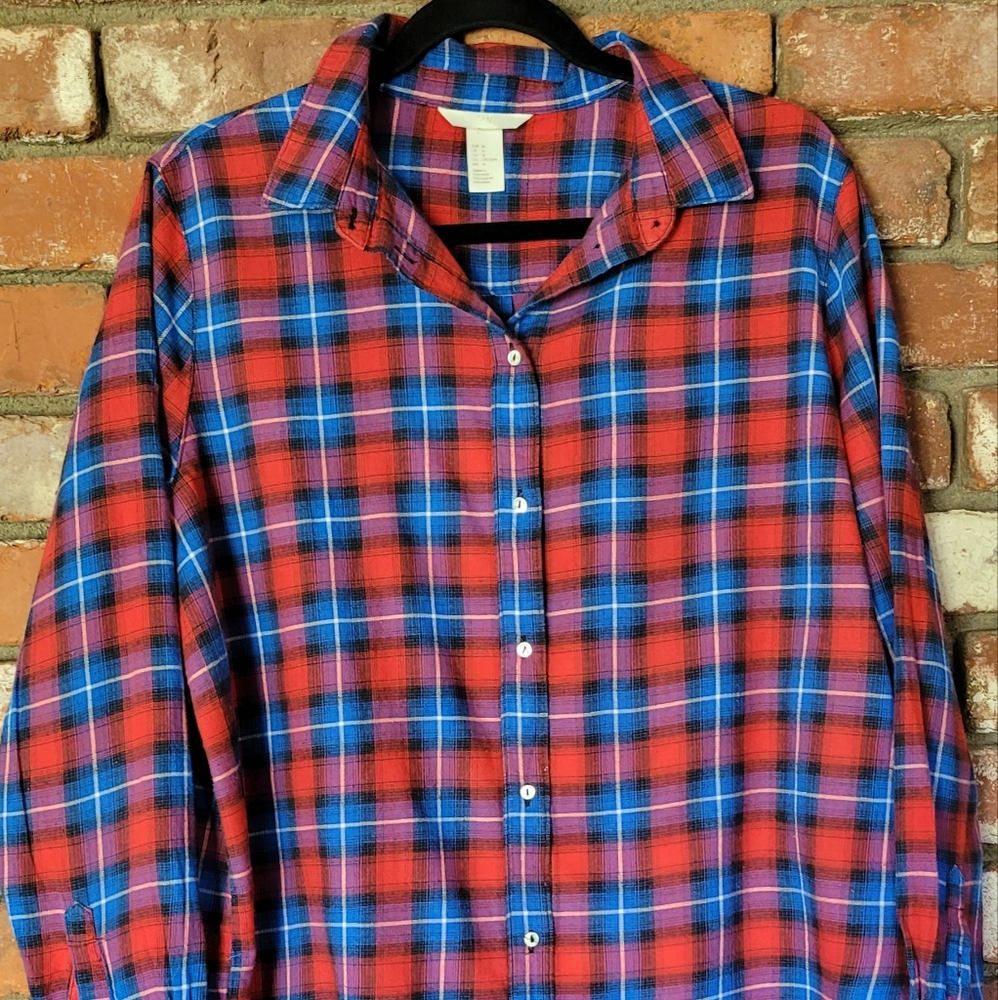 Women's H&M plaid shirt